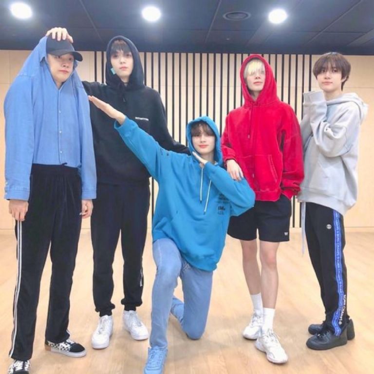 En tus photocards deben de estar estas fotos chistosas de los miembros de TXT