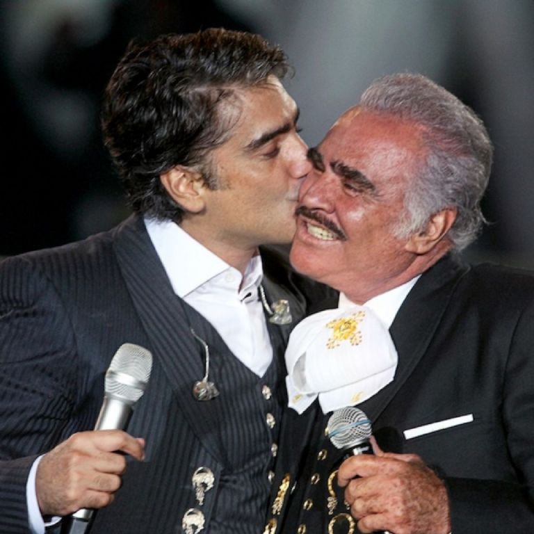 vicente fernández canción mantener dignidad amor