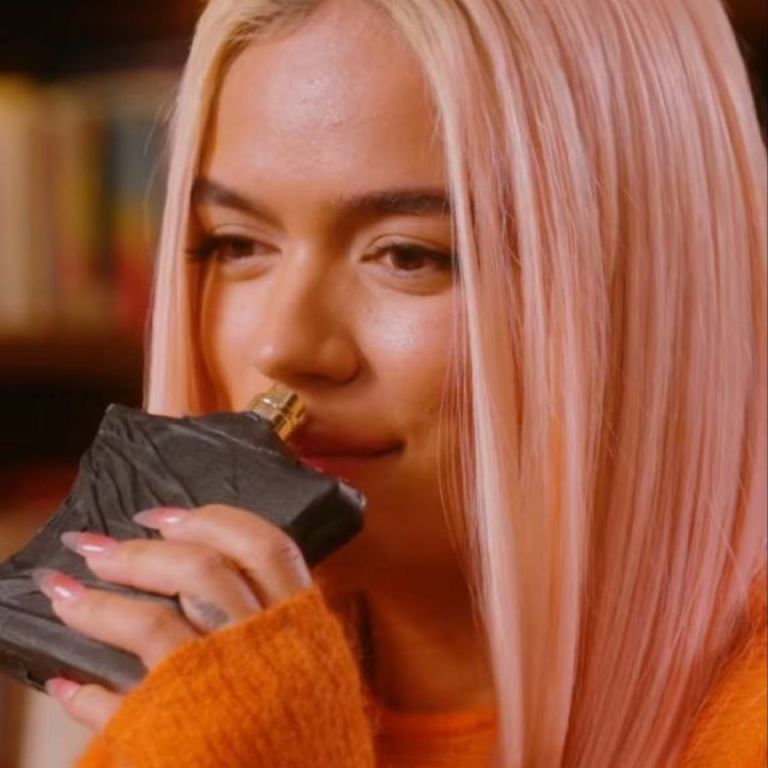 cual es el perfume favorito de karol g