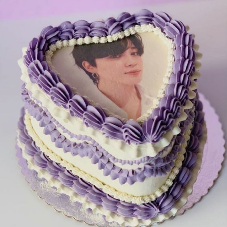 ideas de pasteles bonitos de BTS para army