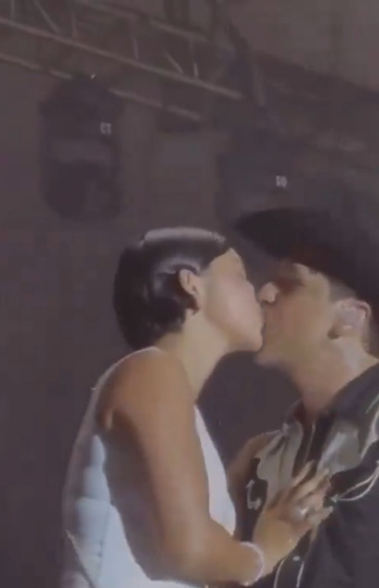 Christian Nodal tuvo concierto vacío en Mazatlán tras boda con Ángela Aguilar