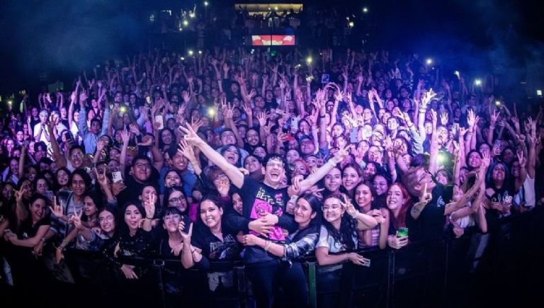 cuanto cuestan los boletos para ver a matt bennett en el pepsi center