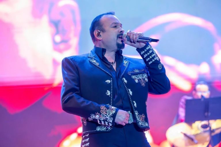 Esta música debe de Luis Miguel y Pepe Aguilar debe de sonar el 15 de septiembre