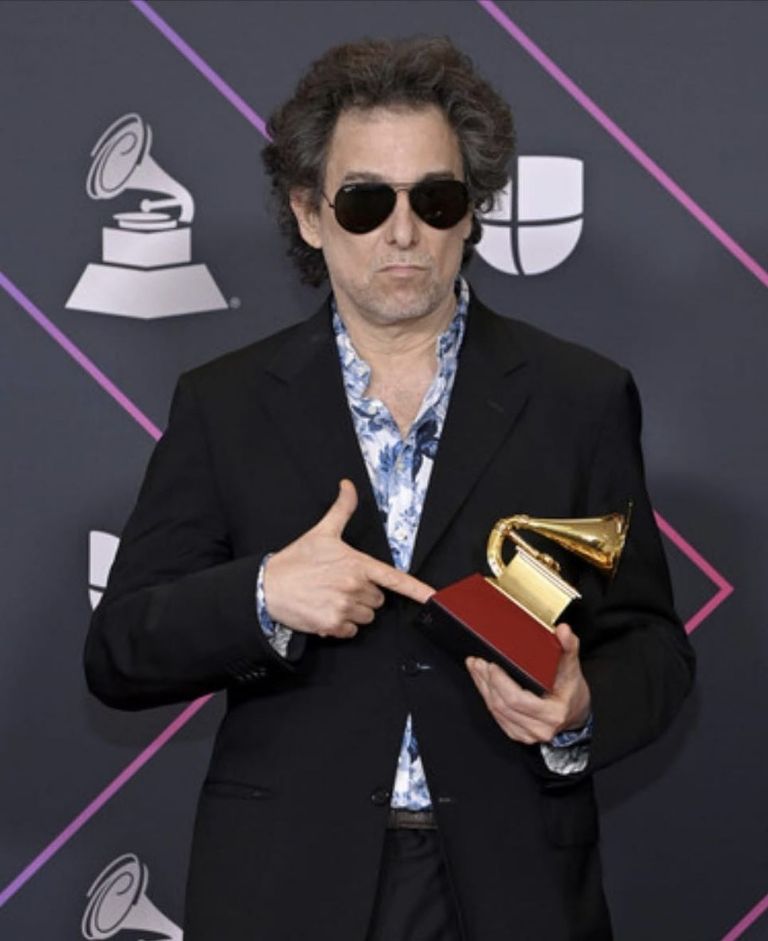 Andrés Calamaro apodo El Salmón