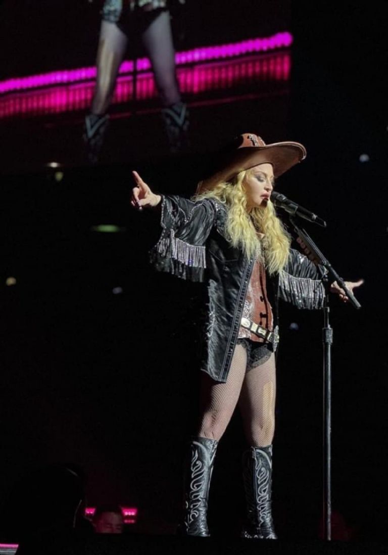 Madonna tuvo estos cambios de vestuario en su primer concierto en México